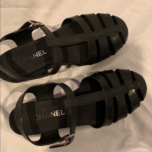 CHANEL platform sandals from the 90s - Picture 2 of 4